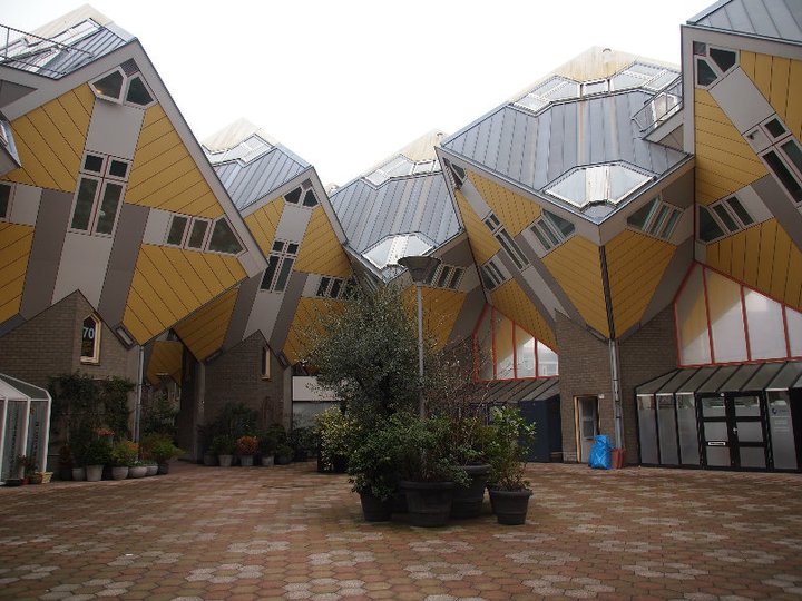 Rotterdam Cube Häuse